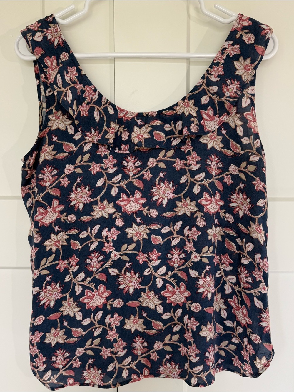 GAP Floral Scoop Neck Ruffle Neck Tank Top- Navy and Pink